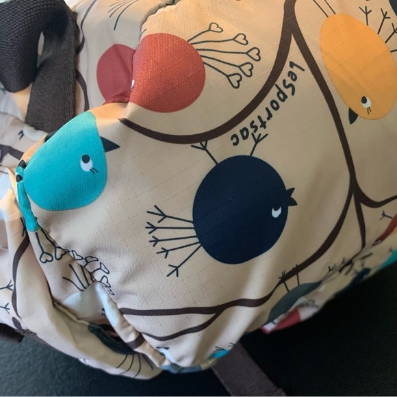 LESPORTSAC Bird Print Voyager Backpack Excellent Condition - Picture 8 of 15